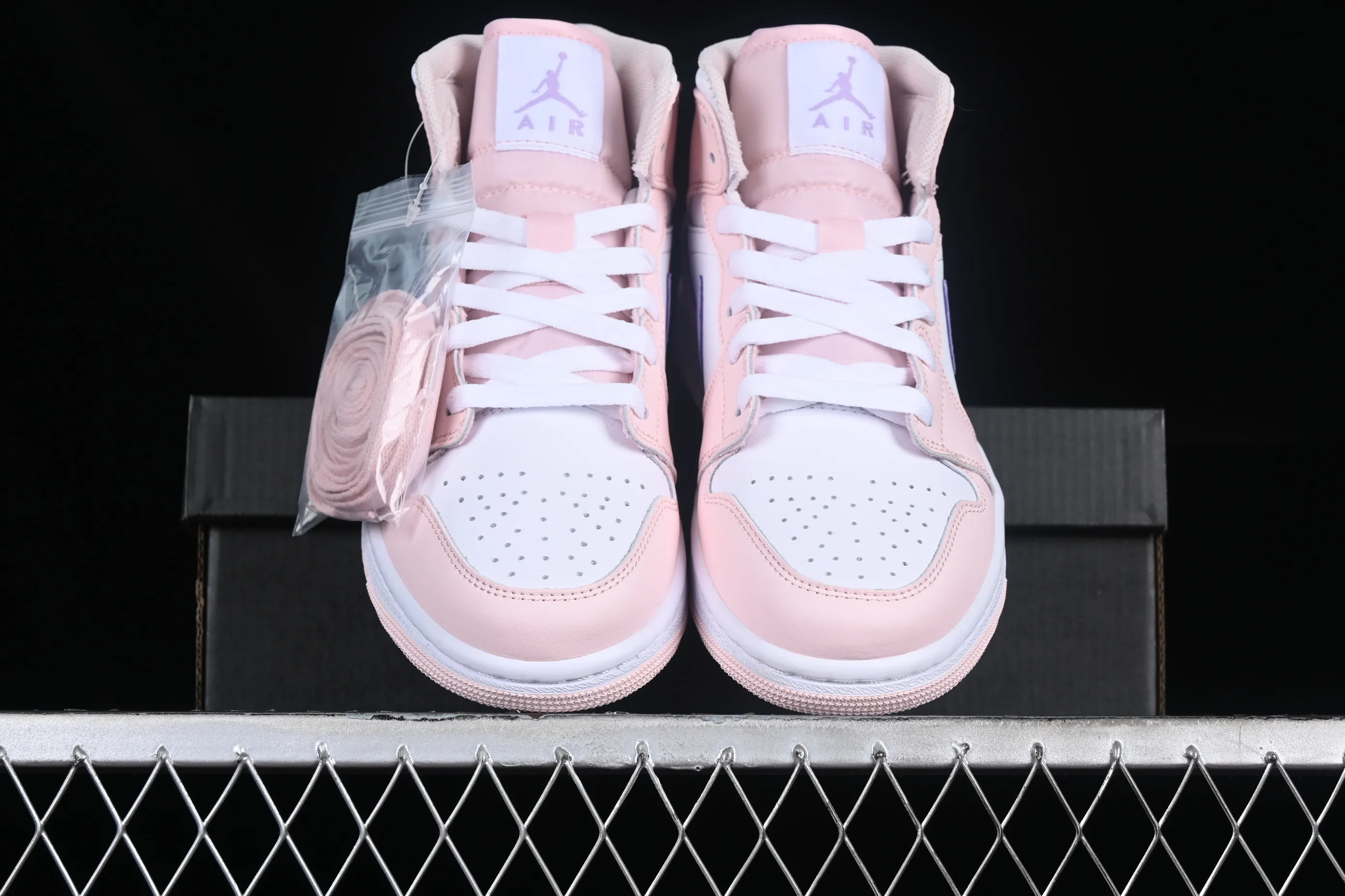 All categories Air Jordan Jordan series basketball shoes Air Jordan 1 Mid Air Jordan 1 Mid AJ1 Joe 1 cherry blossom pink and purple Chinese cultural casual sneakers FD8780-601